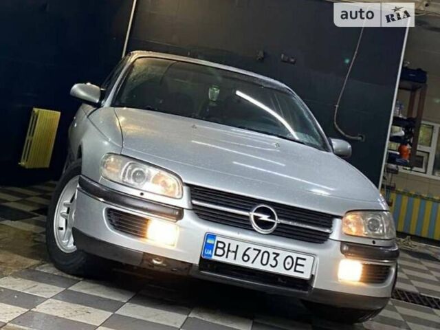 Сірий Опель Омега, об'ємом двигуна 2.5 л та пробігом 280 тис. км за 2200 $, фото 1 на Automoto.ua