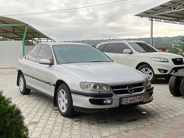 Сірий Опель Омега, об'ємом двигуна 2 л та пробігом 306 тис. км за 2500 $, фото 1 на Automoto.ua