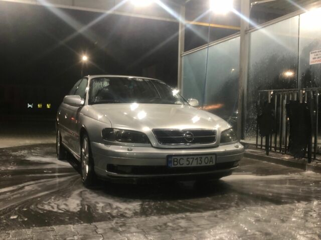 Серый Опель Омега, объемом двигателя 2 л и пробегом 400 тыс. км за 2150 $, фото 1 на Automoto.ua