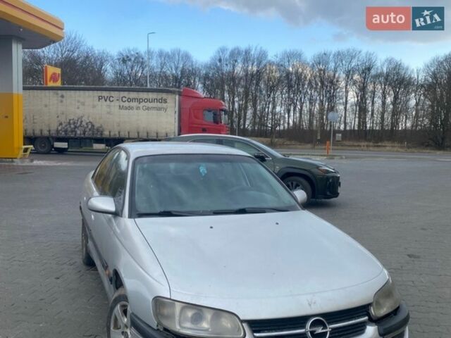 Серый Опель Омега, объемом двигателя 2 л и пробегом 77 тыс. км за 1200 $, фото 1 на Automoto.ua