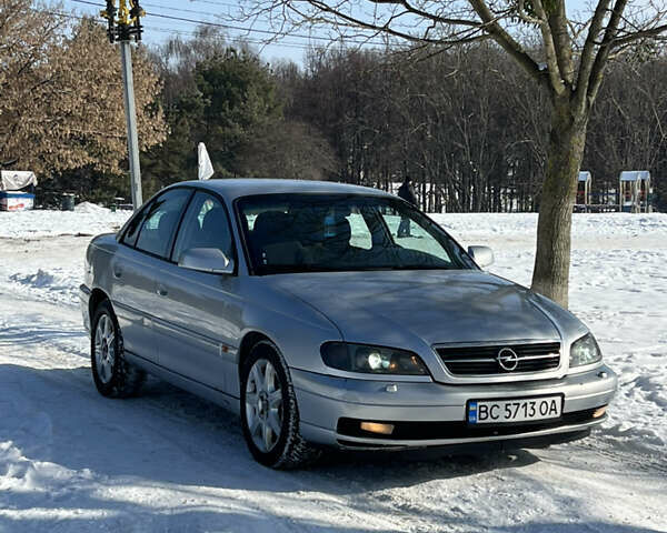 Сірий Опель Омега, об'ємом двигуна 2 л та пробігом 400 тис. км за 2100 $, фото 1 на Automoto.ua