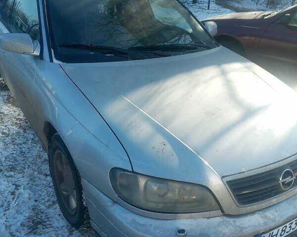 Сірий Опель Омега, об'ємом двигуна 3 л та пробігом 300 тис. км за 3000 $, фото 1 на Automoto.ua