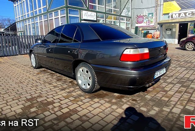 Серый Опель Омега, объемом двигателя 2 л и пробегом 390 тыс. км за 3850 $, фото 1 на Automoto.ua