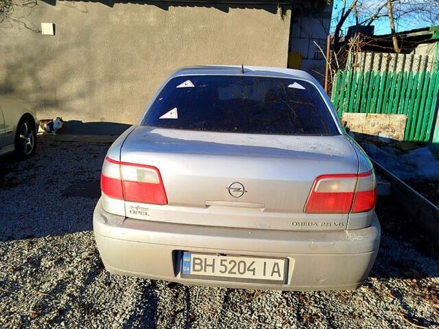 Серый Опель Омега, объемом двигателя 2.5 л и пробегом 0 тыс. км за 1808 $, фото 1 на Automoto.ua