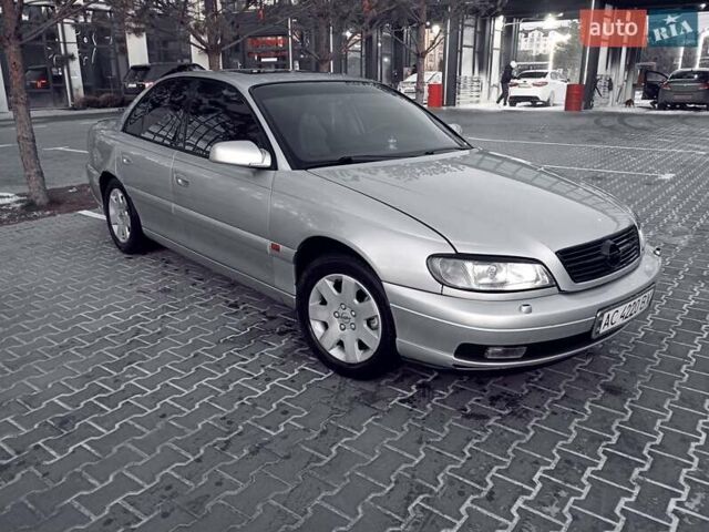 Серый Опель Омега, объемом двигателя 2.2 л и пробегом 370 тыс. км за 2950 $, фото 1 на Automoto.ua