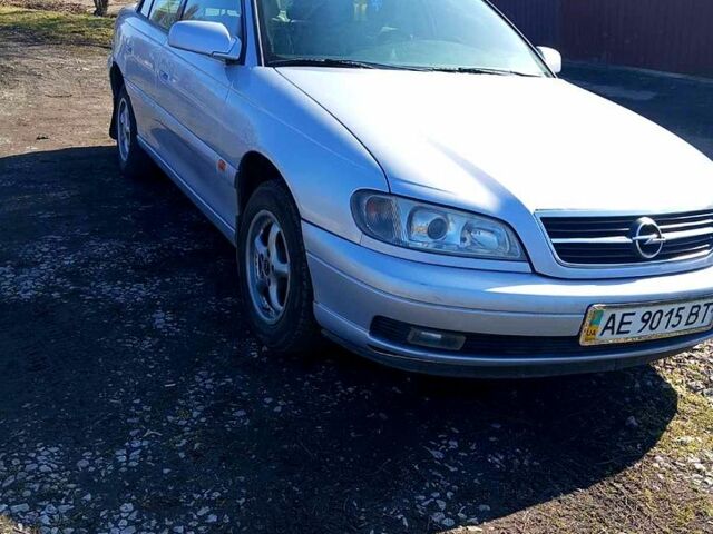Сірий Опель Омега, об'ємом двигуна 2 л та пробігом 230 тис. км за 3200 $, фото 1 на Automoto.ua