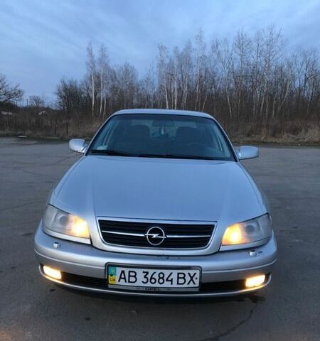 Сірий Опель Омега, об'ємом двигуна 2.2 л та пробігом 266 тис. км за 2150 $, фото 1 на Automoto.ua
