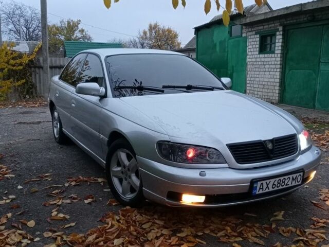 Серый Опель Омега, объемом двигателя 2.6 л и пробегом 224 тыс. км за 3000 $, фото 1 на Automoto.ua