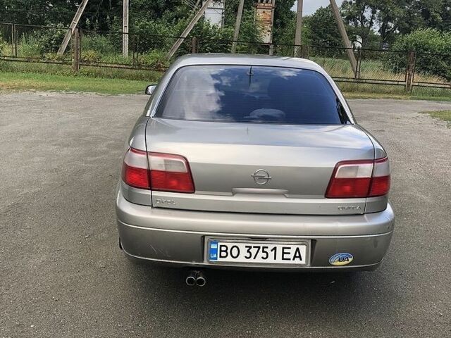 Сірий Опель Омега, об'ємом двигуна 2.2 л та пробігом 318 тис. км за 2602 $, фото 1 на Automoto.ua
