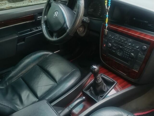 Сірий Опель Омега, об'ємом двигуна 0 л та пробігом 440 тис. км за 4500 $, фото 1 на Automoto.ua