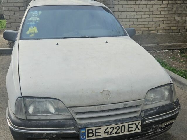 Серый Опель Омега, объемом двигателя 2 л и пробегом 268 тыс. км за 1426 $, фото 1 на Automoto.ua