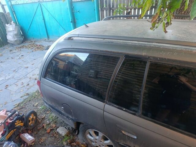 Сірий Опель Омега, об'ємом двигуна 2 л та пробігом 3 тис. км за 800 $, фото 1 на Automoto.ua