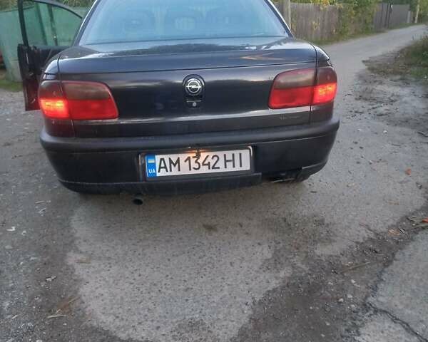 Сірий Опель Омега, об'ємом двигуна 2 л та пробігом 360 тис. км за 2300 $, фото 1 на Automoto.ua