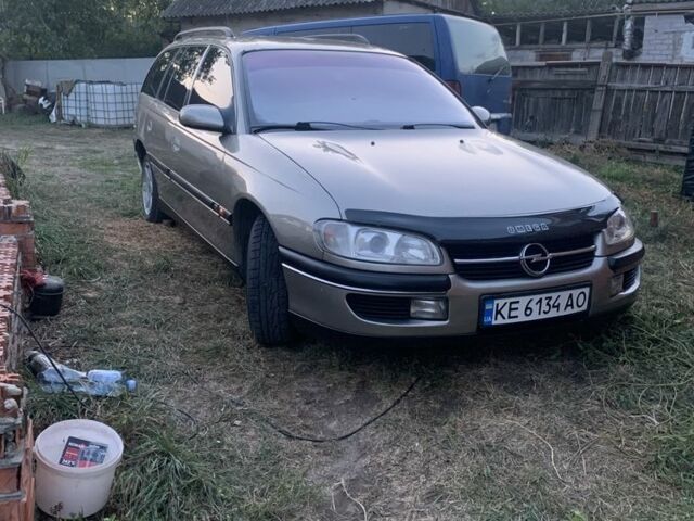 Сірий Опель Омега, об'ємом двигуна 2.5 л та пробігом 224 тис. км за 3000 $, фото 1 на Automoto.ua