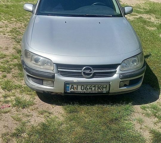 Серый Опель Омега, объемом двигателя 2 л и пробегом 481 тыс. км за 1200 $, фото 1 на Automoto.ua