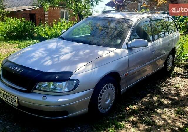 Сірий Опель Омега, об'ємом двигуна 2.5 л та пробігом 347 тис. км за 2900 $, фото 1 на Automoto.ua