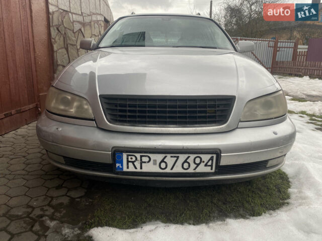 Сірий Опель Омега, об'ємом двигуна 2.2 л та пробігом 302 тис. км за 2499 $, фото 1 на Automoto.ua