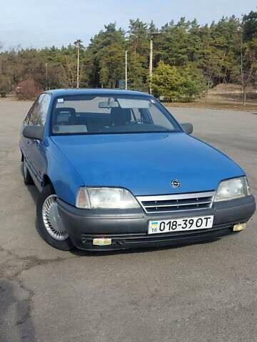 Синій Опель Омега, об'ємом двигуна 1.8 л та пробігом 209 тис. км за 3100 $, фото 1 на Automoto.ua