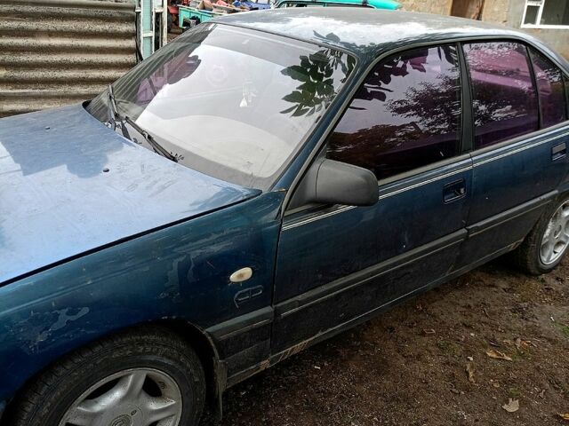 Синій Опель Омега, об'ємом двигуна 2 л та пробігом 0 тис. км за 720 $, фото 1 на Automoto.ua