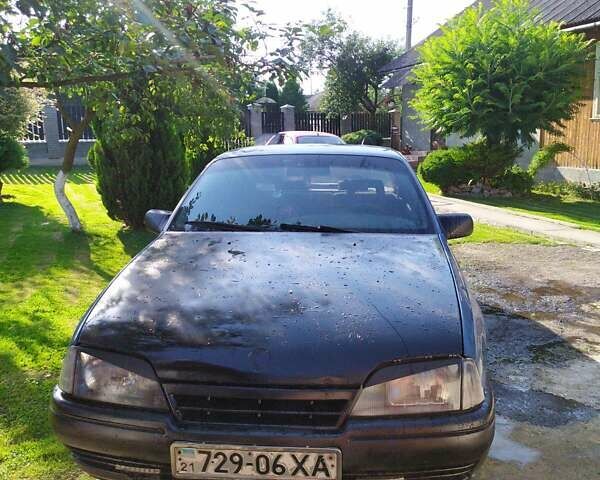 Синій Опель Омега, об'ємом двигуна 2 л та пробігом 270 тис. км за 1650 $, фото 1 на Automoto.ua