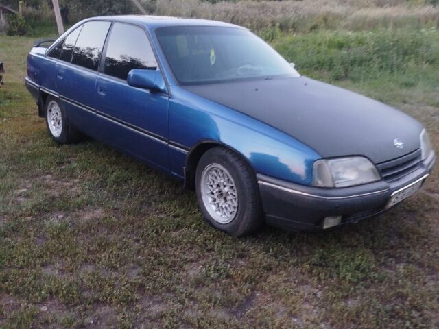 Синий Опель Омега, объемом двигателя 0 л и пробегом 2 тыс. км за 896 $, фото 1 на Automoto.ua
