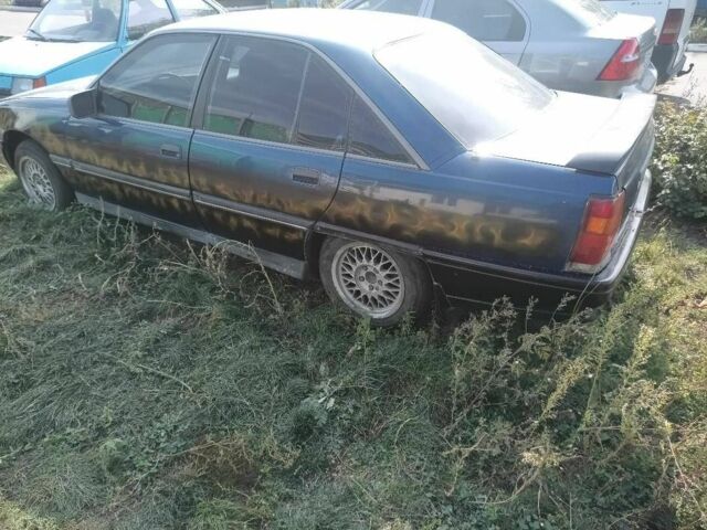 Синій Опель Омега, об'ємом двигуна 2 л та пробігом 886 тис. км за 890 $, фото 1 на Automoto.ua