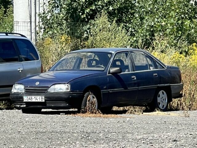 Синий Опель Омега, объемом двигателя 2 л и пробегом 100 тыс. км за 301 $, фото 1 на Automoto.ua