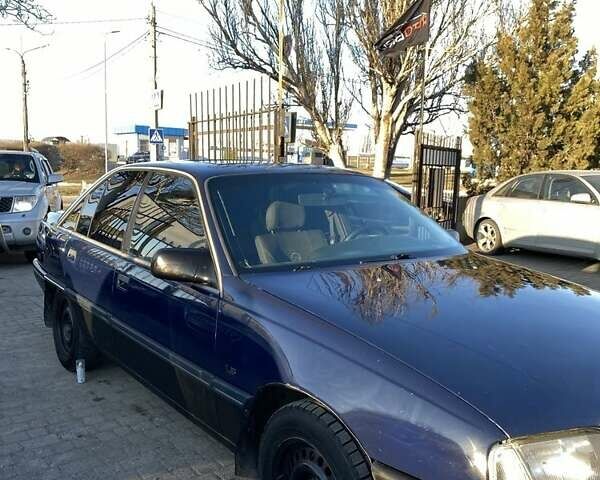 Синій Опель Омега, об'ємом двигуна 2 л та пробігом 400 тис. км за 1600 $, фото 1 на Automoto.ua