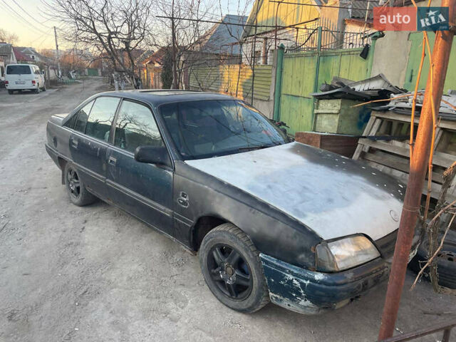 Синій Опель Омега, об'ємом двигуна 0 л та пробігом 400 тис. км за 800 $, фото 1 на Automoto.ua