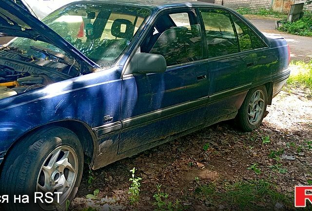 Синий Опель Омега, объемом двигателя 2 л и пробегом 214 тыс. км за 1200 $, фото 1 на Automoto.ua
