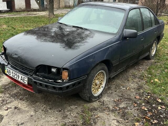 Синий Опель Омега, объемом двигателя 2 л и пробегом 100 тыс. км за 427 $, фото 1 на Automoto.ua