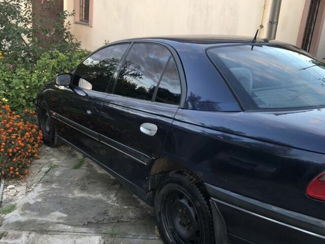 Синій Опель Омега, об'ємом двигуна 2.5 л та пробігом 330 тис. км за 900 $, фото 1 на Automoto.ua