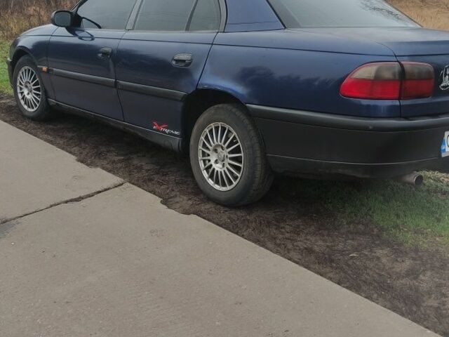 Синій Опель Омега, об'ємом двигуна 2.5 л та пробігом 320 тис. км за 1700 $, фото 1 на Automoto.ua