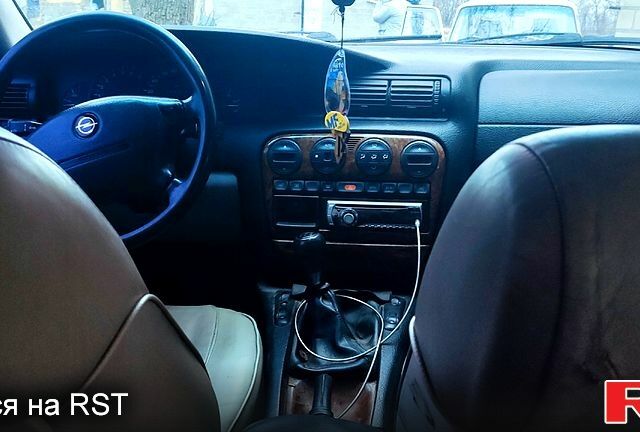 Синий Опель Омега, объемом двигателя 2 л и пробегом 0 тыс. км за 1200 $, фото 1 на Automoto.ua