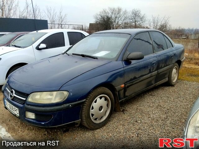 Синий Опель Омега, объемом двигателя 2 л и пробегом 340 тыс. км за 1800 $, фото 1 на Automoto.ua