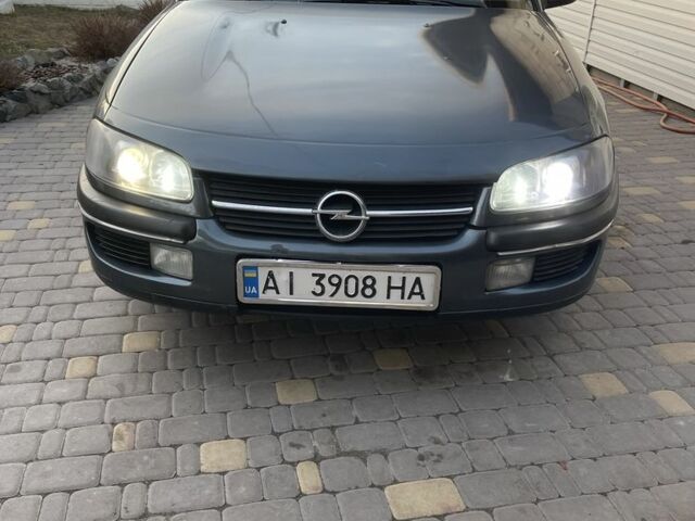 Синій Опель Омега, об'ємом двигуна 2 л та пробігом 300 тис. км за 2900 $, фото 1 на Automoto.ua