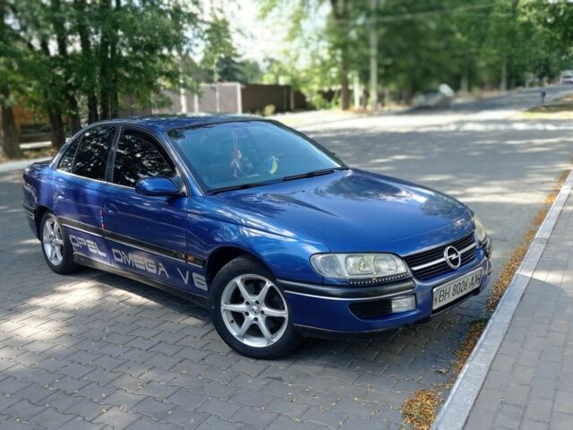 Опель Омега 1997 в Измаиле на Automoto.ua Синий Опель Омега, объемом двигателя 2.5 л и пробегом 289 тыс. км за 1800 $, фото 1 на Automoto.ua