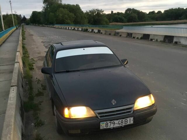 Синий Опель Омега, объемом двигателя 2 л и пробегом 400 тыс. км за 1150 $, фото 1 на Automoto.ua