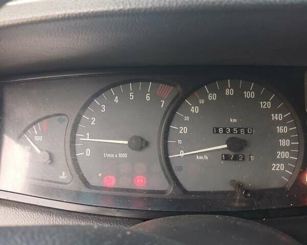 Синий Опель Омега, объемом двигателя 2.2 л и пробегом 668 тыс. км за 2500 $, фото 1 на Automoto.ua