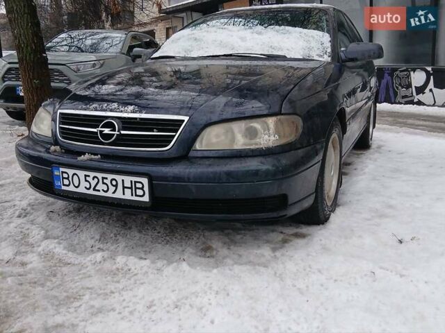 Синий Опель Омега, объемом двигателя 2.2 л и пробегом 333 тыс. км за 2300 $, фото 1 на Automoto.ua