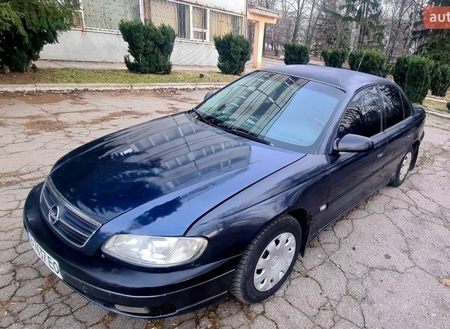 Синий Опель Омега, объемом двигателя 2.2 л и пробегом 530 тыс. км за 2999 $, фото 1 на Automoto.ua