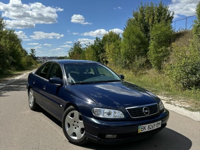Синій Опель Омега, об'ємом двигуна 2.5 л та пробігом 342 тис. км за 3808 $, фото 1 на Automoto.ua