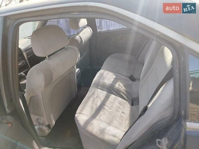 Синій Опель Омега, об'ємом двигуна 2 л та пробігом 397 тис. км за 728 $, фото 1 на Automoto.ua