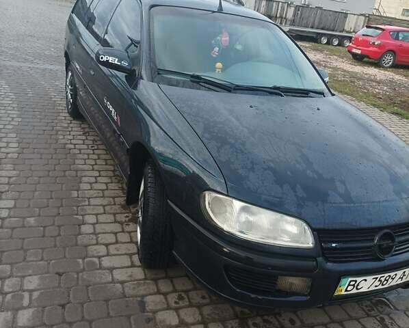 Синій Опель Омега, об'ємом двигуна 2 л та пробігом 320 тис. км за 2300 $, фото 1 на Automoto.ua