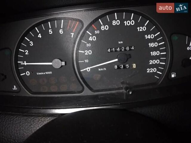 Синій Опель Омега, об'ємом двигуна 2 л та пробігом 412 тис. км за 2800 $, фото 1 на Automoto.ua