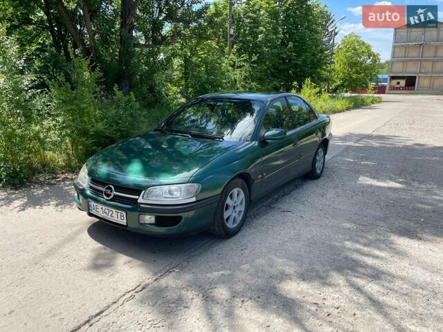 Зеленый Опель Омега, объемом двигателя 2 л и пробегом 415 тыс. км за 2100 $, фото 1 на Automoto.ua