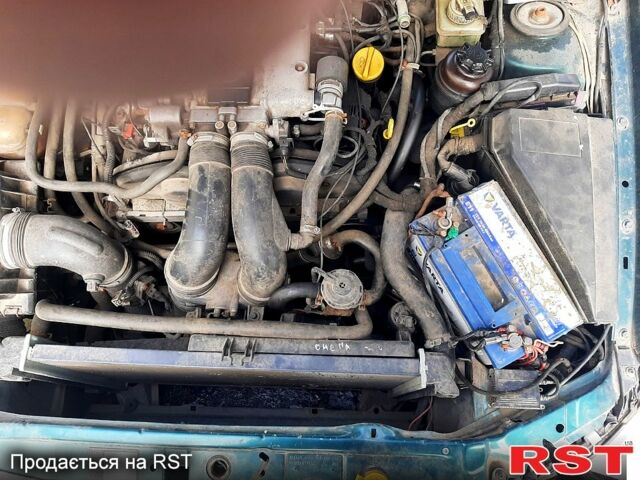 Зеленый Опель Омега, объемом двигателя 2.5 л и пробегом 0 тыс. км за 1470 $, фото 1 на Automoto.ua