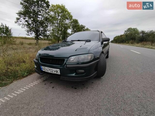 Зелений Опель Омега, об'ємом двигуна 2 л та пробігом 311 тис. км за 2600 $, фото 1 на Automoto.ua