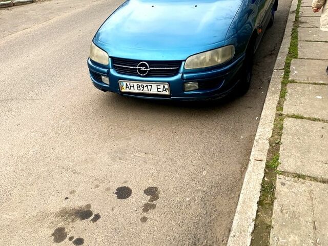 Зелений Опель Омега, об'ємом двигуна 2 л та пробігом 0 тис. км за 1300 $, фото 1 на Automoto.ua