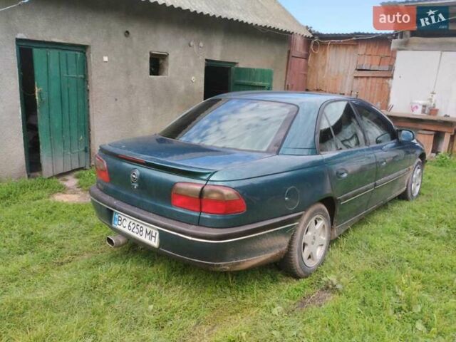 Зеленый Опель Омега, объемом двигателя 2 л и пробегом 423 тыс. км за 1500 $, фото 1 на Automoto.ua